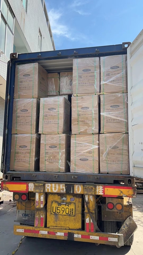 Latest company news about Konmax Orange Juicer Machine tải và vận chuyển container