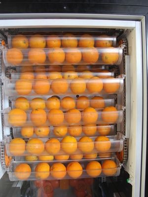 Máy bán nước cam trái cây tươi tự động thương mại với Nfc, độ ồn thấp